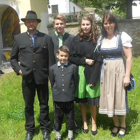 Bauernhof Lackner Hansirgel Farm stay *